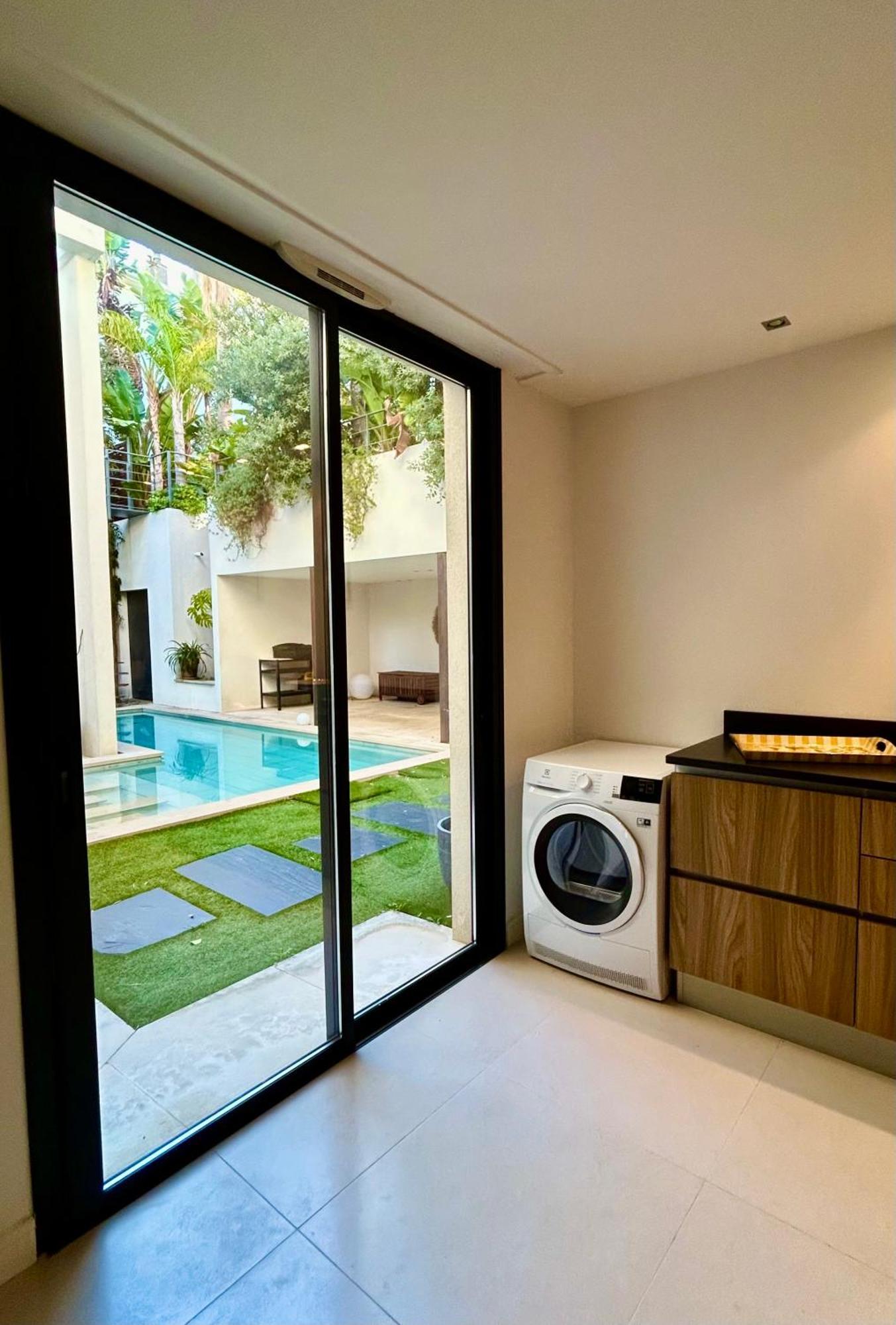 Rumah Bali カンヌ エクステリア 写真